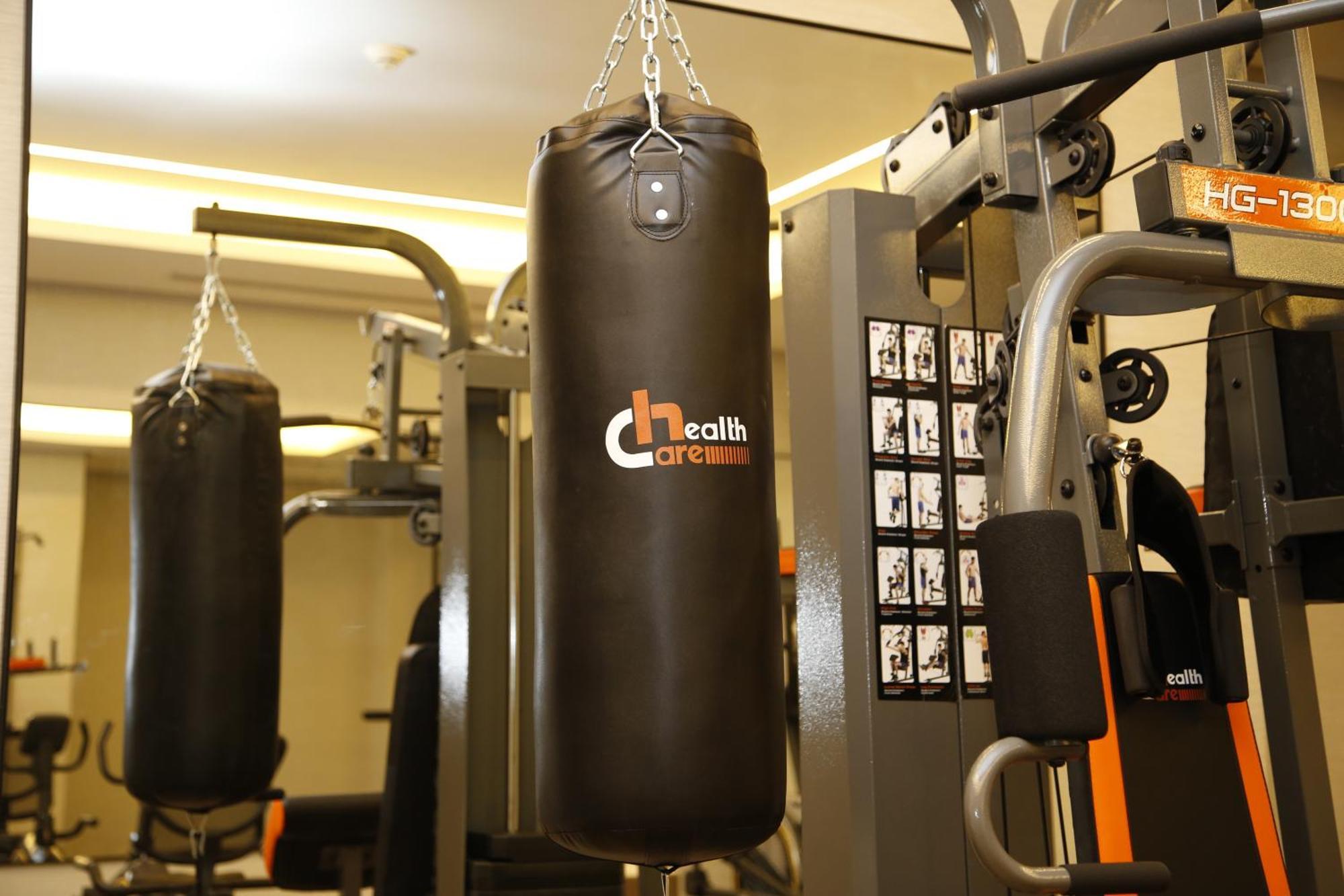 Hotel Maden Alrawda Medina Exterior foto Heavy bag