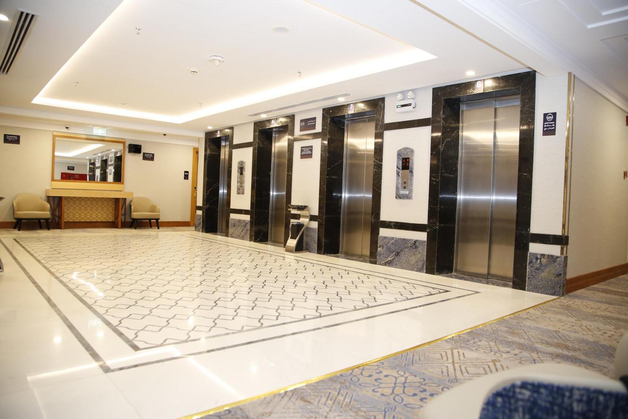 Hotel Maden Alrawda Medina Exterior foto Elevators at the 10th floor